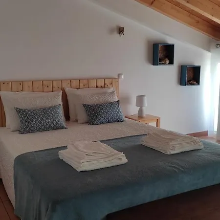 Casa Ermelinda Casa de Férias *